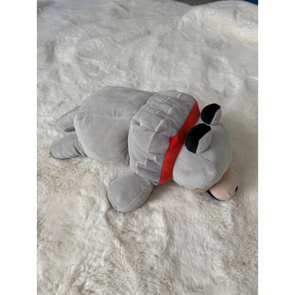 Mojang Minecraft Tamed Wolf Dog Plush 15 Inch Grey Red Collar Gamer Toy